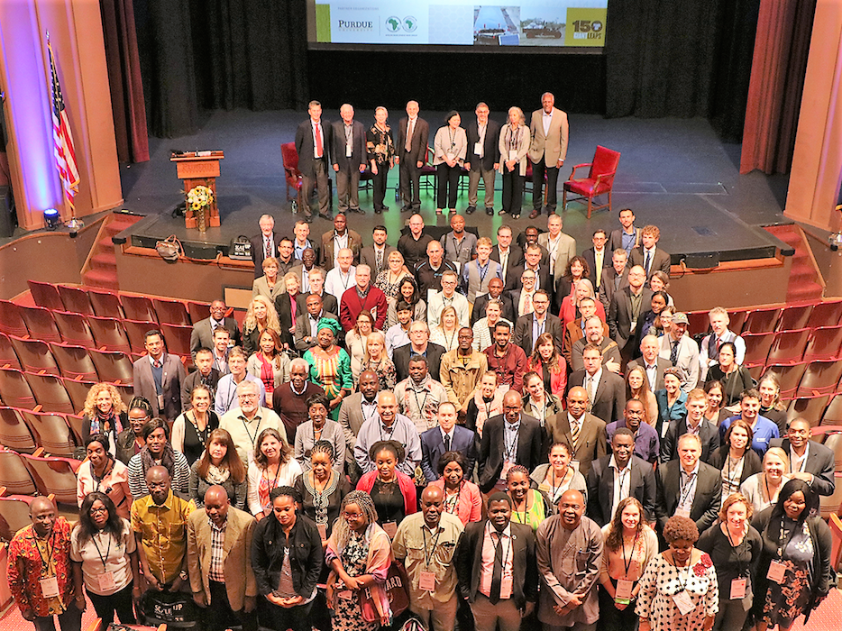 Participants and panelists of the Scale Up Conference pose for a group photograph. (Photo: Courtesy of Purdue University)