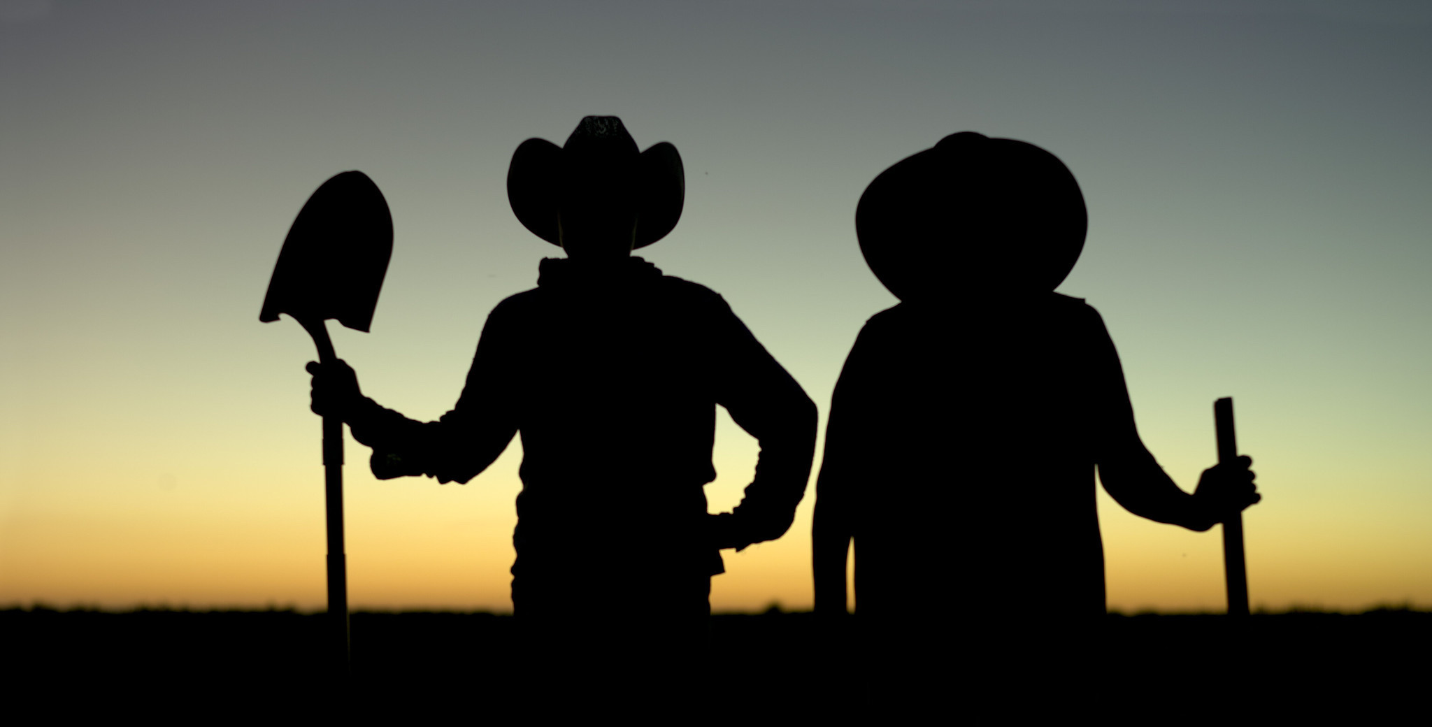 Farmers María Paula Duarte and Isabel Guitayea Cabanillas at the end of their workday in Angostura, Sinaloa, Mexico. (Photo: Peter Lowe/CGIAR MAIZE)