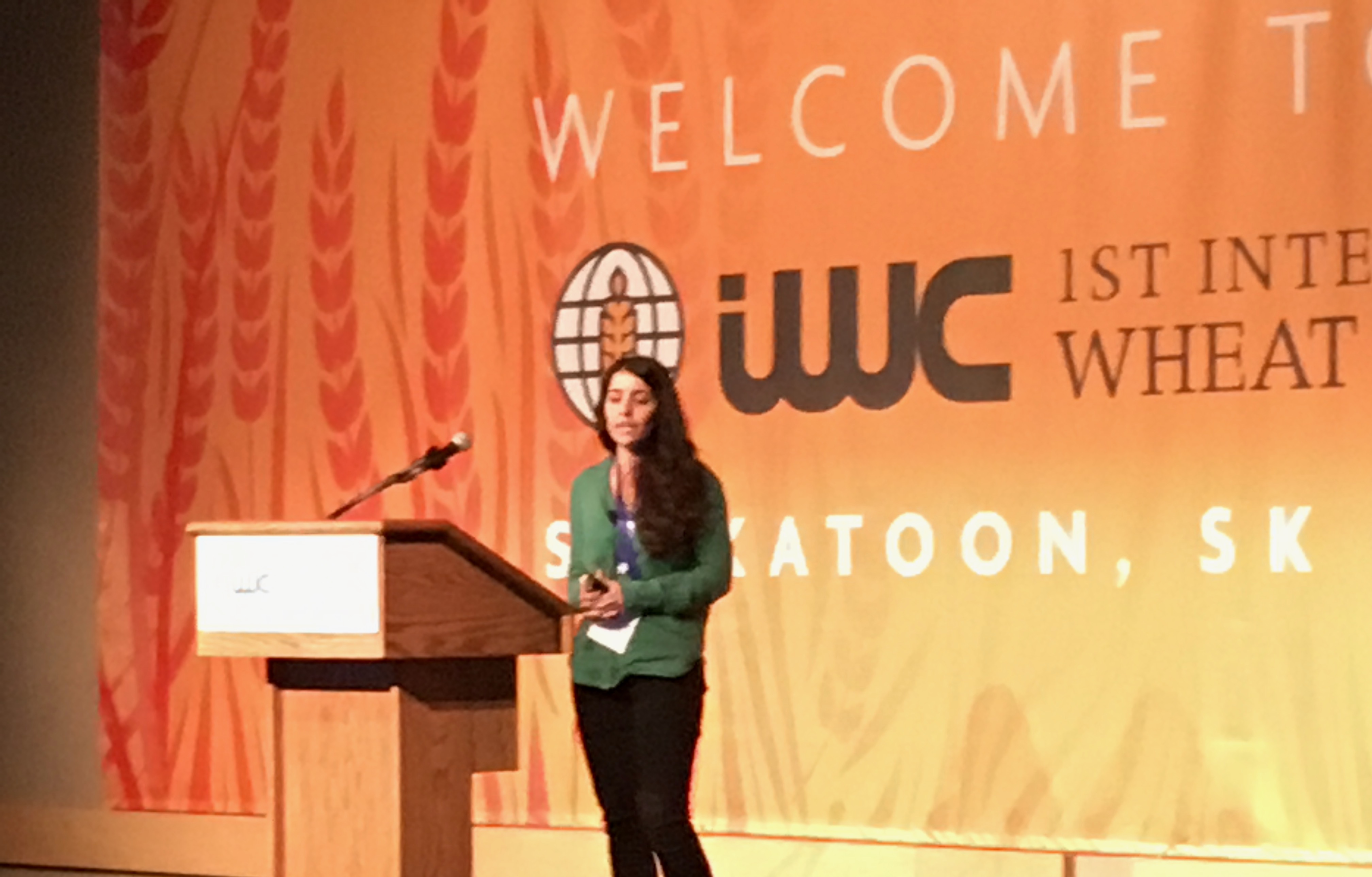 CIMMYT wheat physiologist Gemma Molero presents at the International Wheat Congress. (Photo: Marcia MacNeil/CIMMYT)