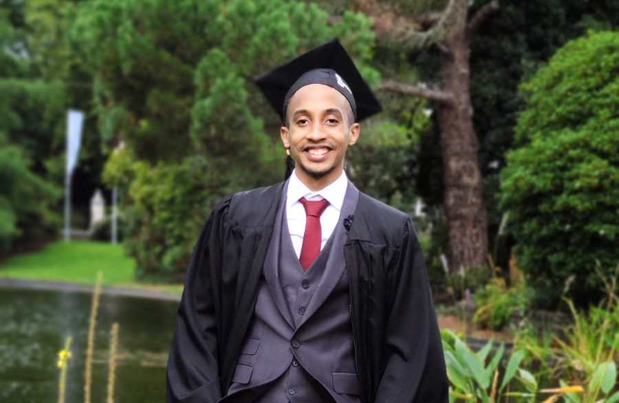 Salah-Eddine Laasli el día de su graduación. 