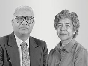 Ganadores del Premio Mundial de la Alimentación 2000 Evangelina Villegas y Surinder K. Vasal.