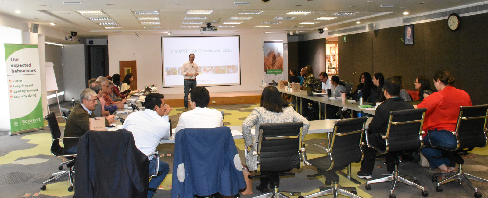 Sesiones de trabajo durante la reunión de especialistas en escalamiento de GIZ y el CIMMYT. (Foto: Francisco Alarcón / CIMMYT)