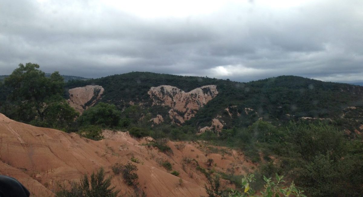 "El corazón de la Mixteca! o "Cerro de los Corazones", muestra los efectos de la severa erosión de la región. (Foto: Fernando Morales / CIMMYT)