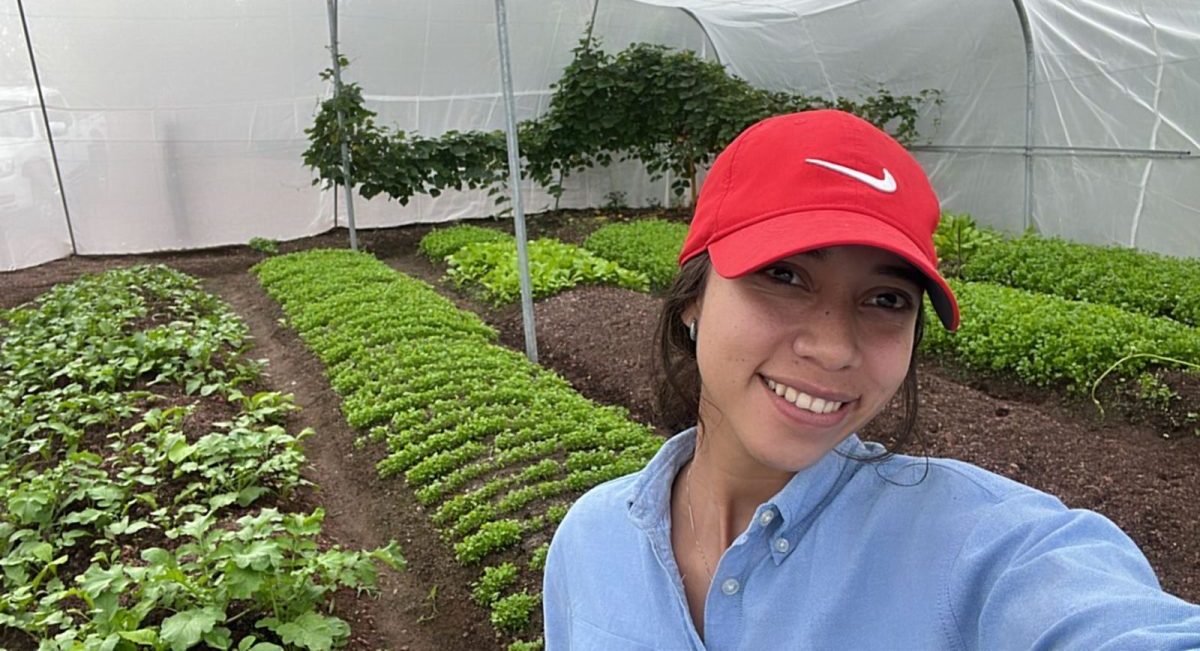 Judith Pineda en actividades de asesoría agrícola en campo. (Foto: Judith Pineda)