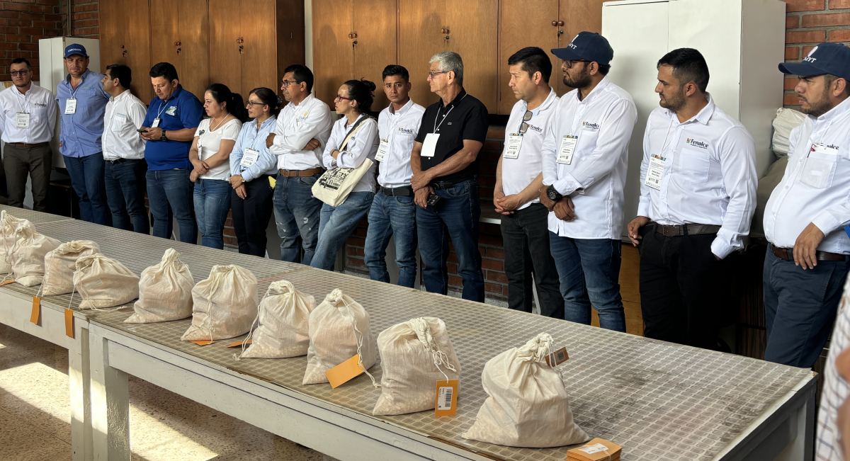 Taller de Fortalecimiento de Habilidades Técnicas para la Selección y Evaluación de Material Genético de Maíz con Énfasis en Estreses Abióticos. (Karina Feijóo -coord.- / Alianza Bioversity International-CIAT)