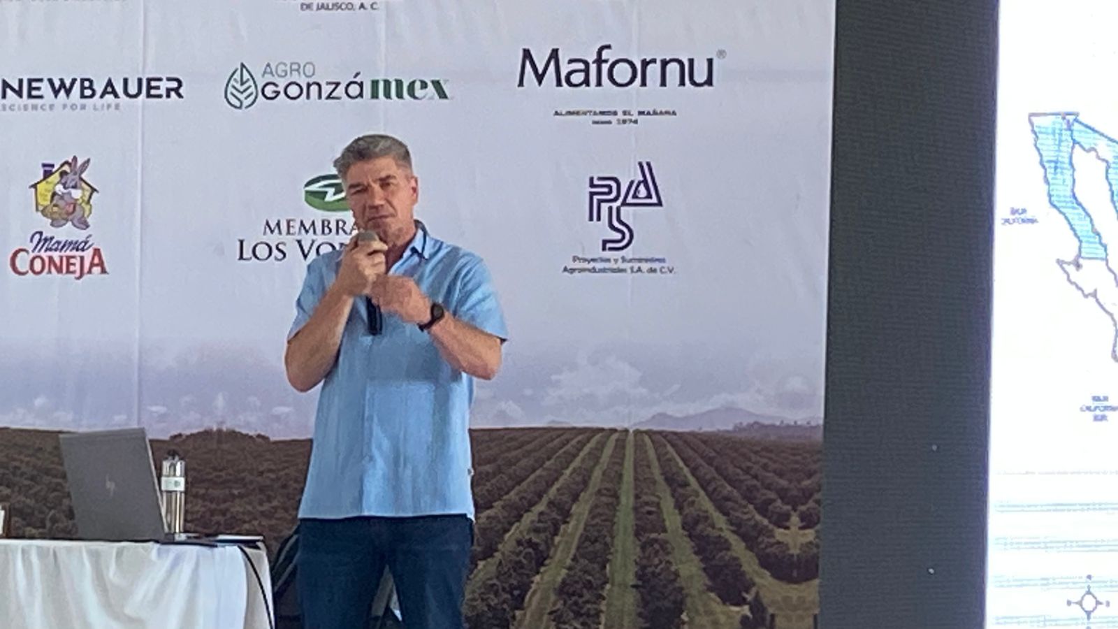 El doctor Kai Sonder durante su ponencia en la Expo Agrícola Jalisco 2025. (Foto: Hub Intermedio-CIMMYT)