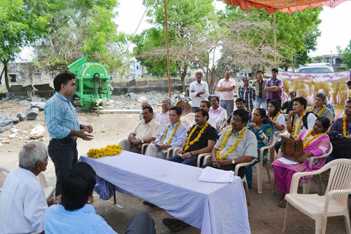 meeting-with-farmers