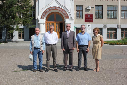 Left to right: Vladimir Shamanin, Alex Morgounov, Sergey Petukhovskiy, Hans Braun, and Nina Kazydub.