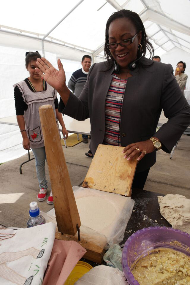 Sicily Kariuki presses a perfect tortilla. Photo: Sam Storr/CIMMYT