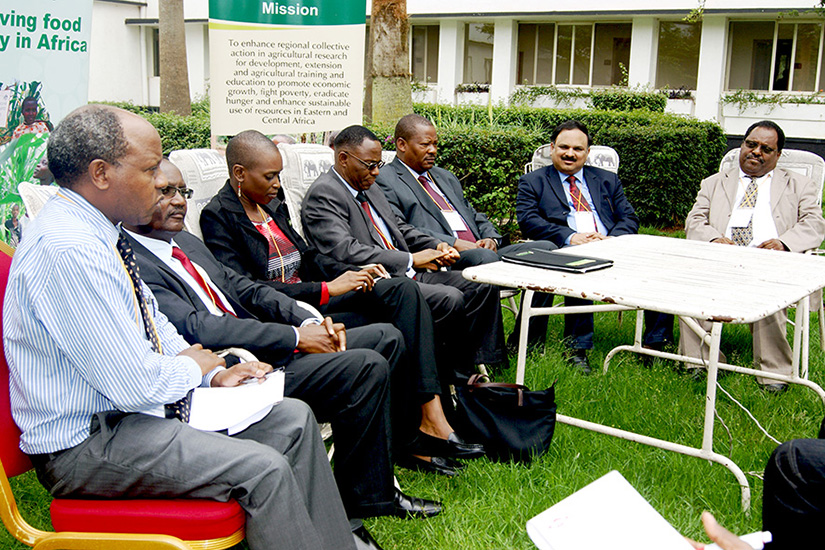 At the media briefing, Mulugetta Mekuria (far right), SIMLESA project leader, discussed the political will and commitment needed to transform and make agriculture more productive and resilient to climate change. Photo: Johnson Siamachira/CIMMYT