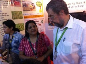 CIMMYT Country Representative Etienne Duveiller and Meenakshi Chandiramani, CIMMYT-India office manager at the BISA-CIMMYT stall. Photo: RS Tripathi/CIMMYT